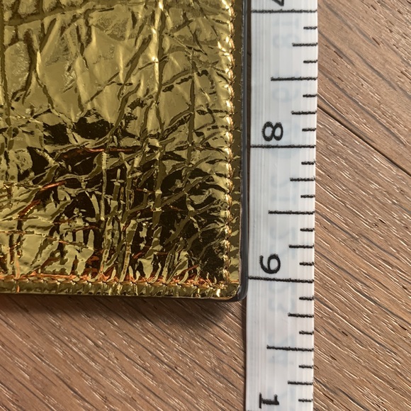 Fendi Envelope gold leather clutch - Picture 3 of 11